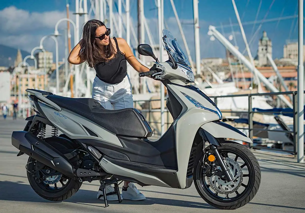 KYMCO AGILITY 300i 16+
